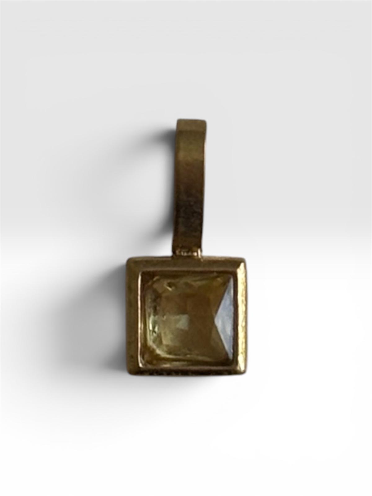 Rajah Choker